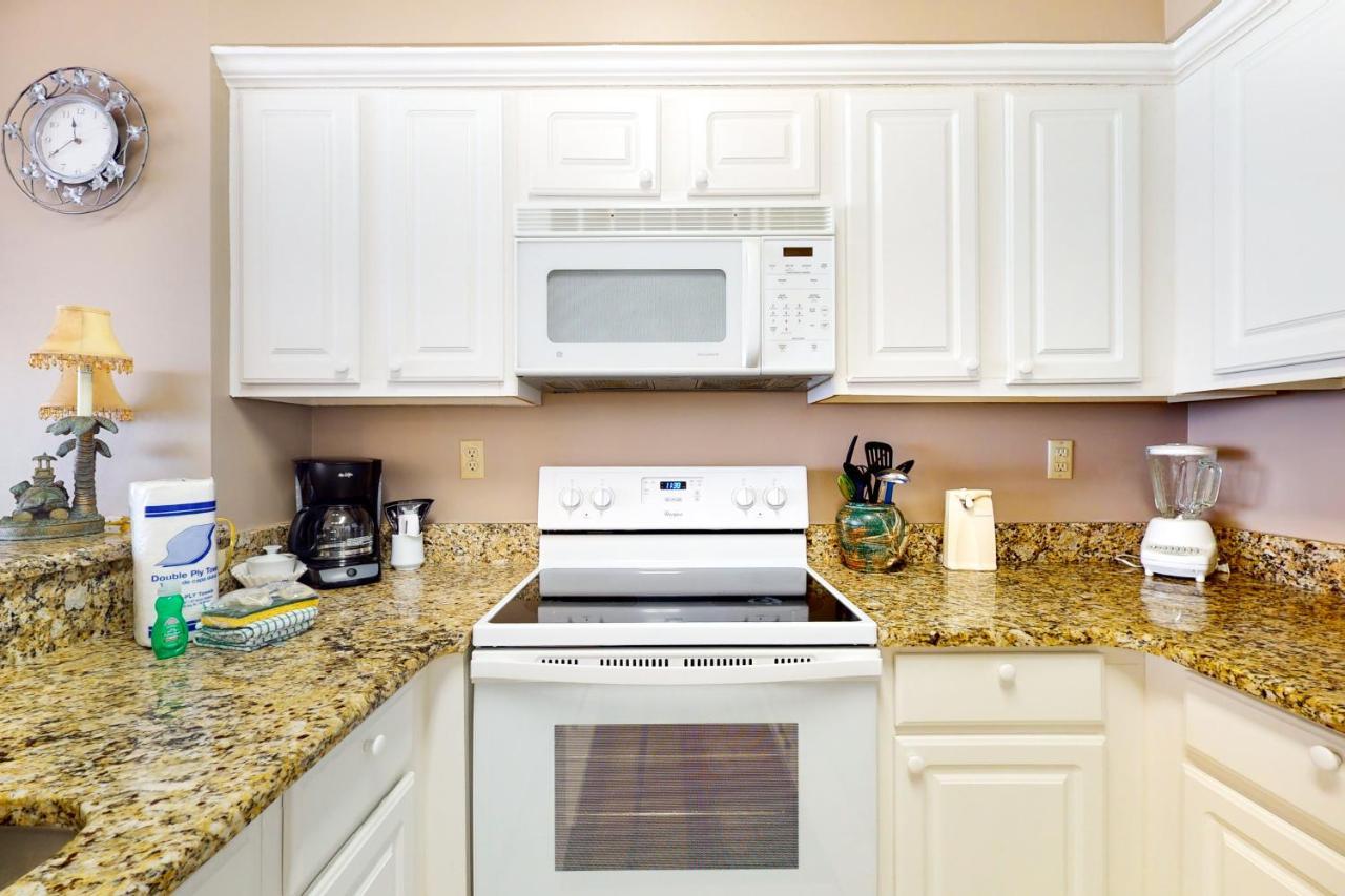 Tops'L Tides III Destin Room photo